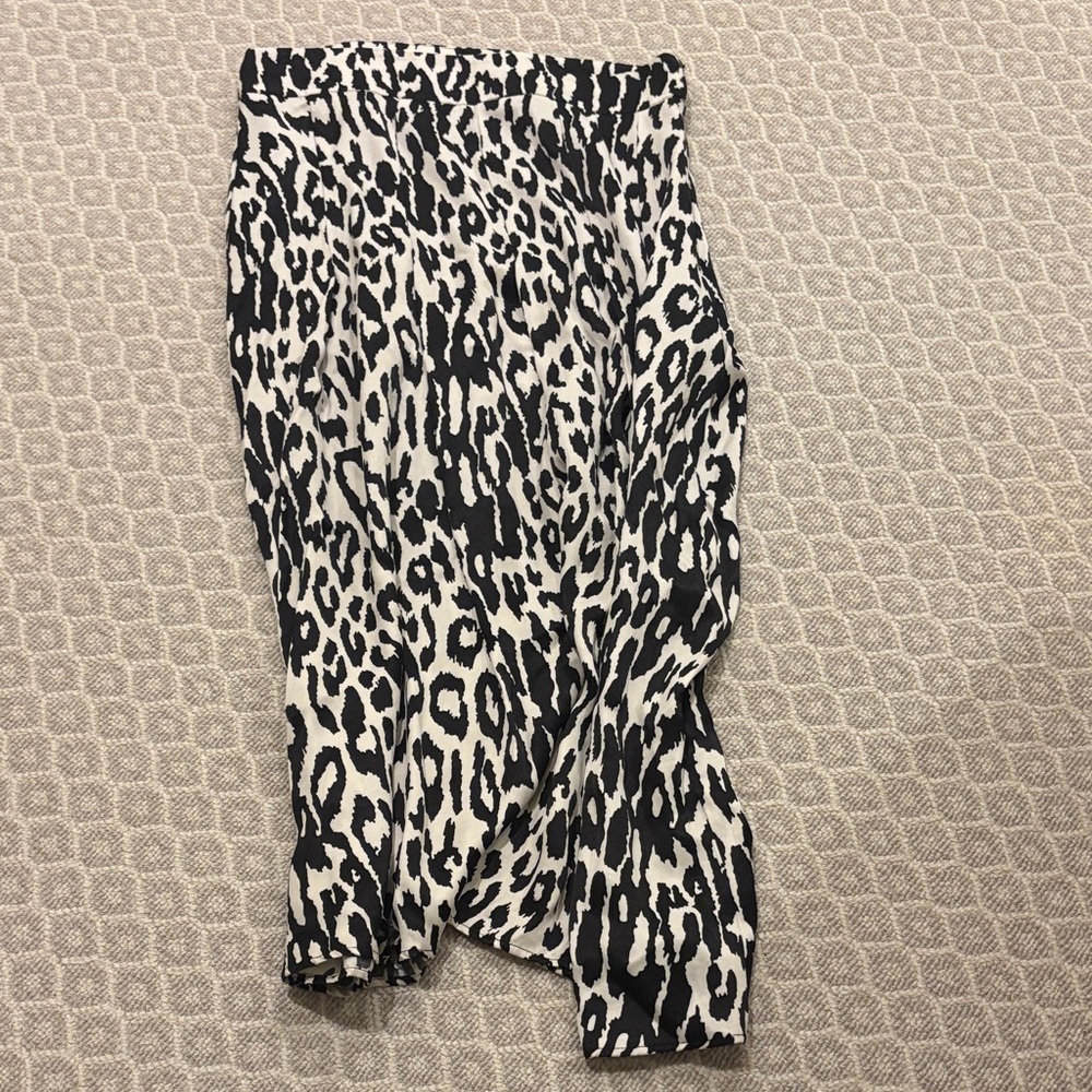 Zara Black and White Animal Print Skirt